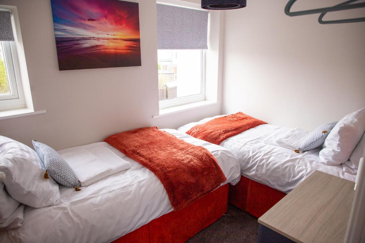 Wave Stays - First Floor Apartment Cleveleys Eksteriør bilde