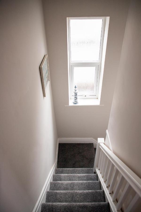 Wave Stays - First Floor Apartment Cleveleys Eksteriør bilde